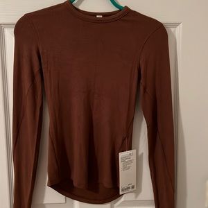 Lulu lemon size 2 brown stretchy hold tight long sleeve